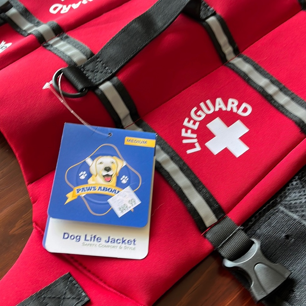 Dog life jacket size medium